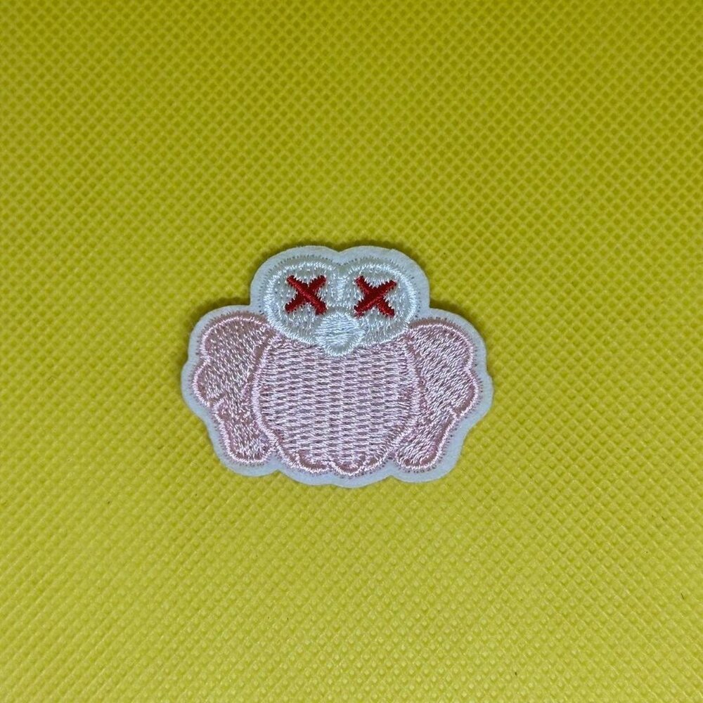KAWS embroidery iron on patch Hype beast SNEAKERHEAD Uniqlo